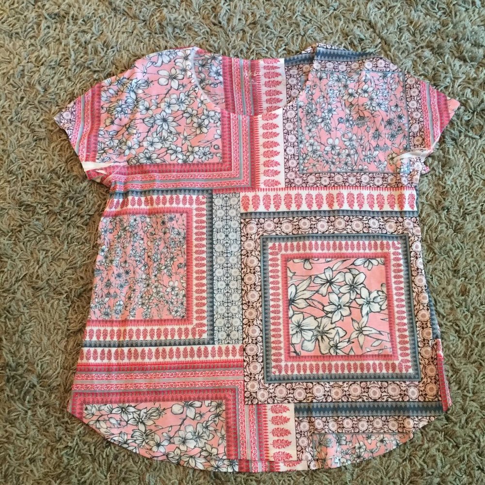 Style & Co fancy t-shirt, nicely shaped sz XL